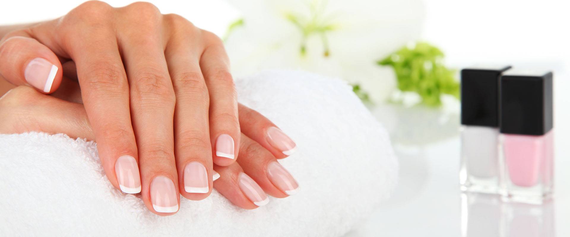 Tratamiento de uñas en centro de estética Tratamiento de uñas en centro de estética de Barcelona
